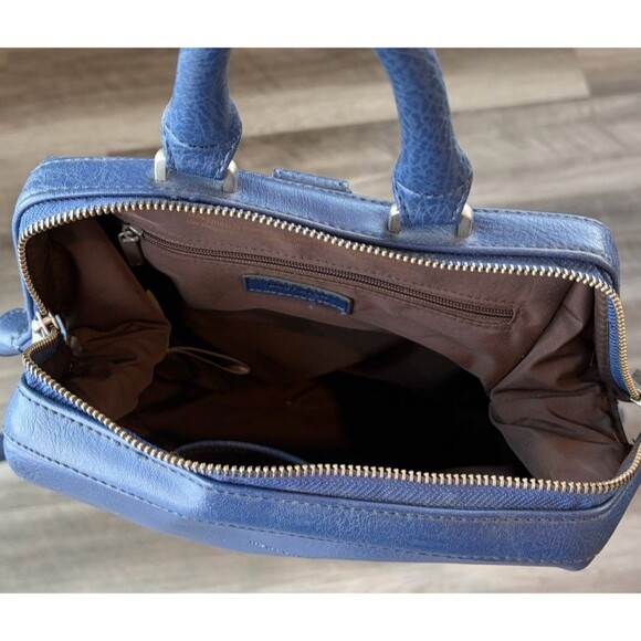 MATT & NAT VIGNELLI Vegan Leather Backpack DWELL Blue Adjustable Strap Top Zip main image 9